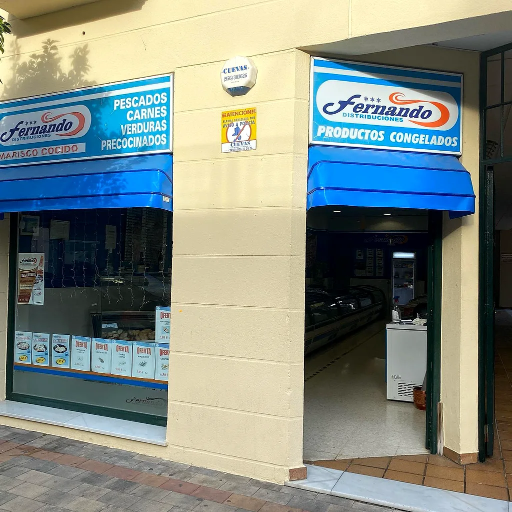 Fachada de Congelados Fernando en C. Víctor Pradera, 45, Chipiona